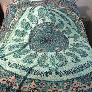 Like NEW Huge Urban Outfitters Tapestry